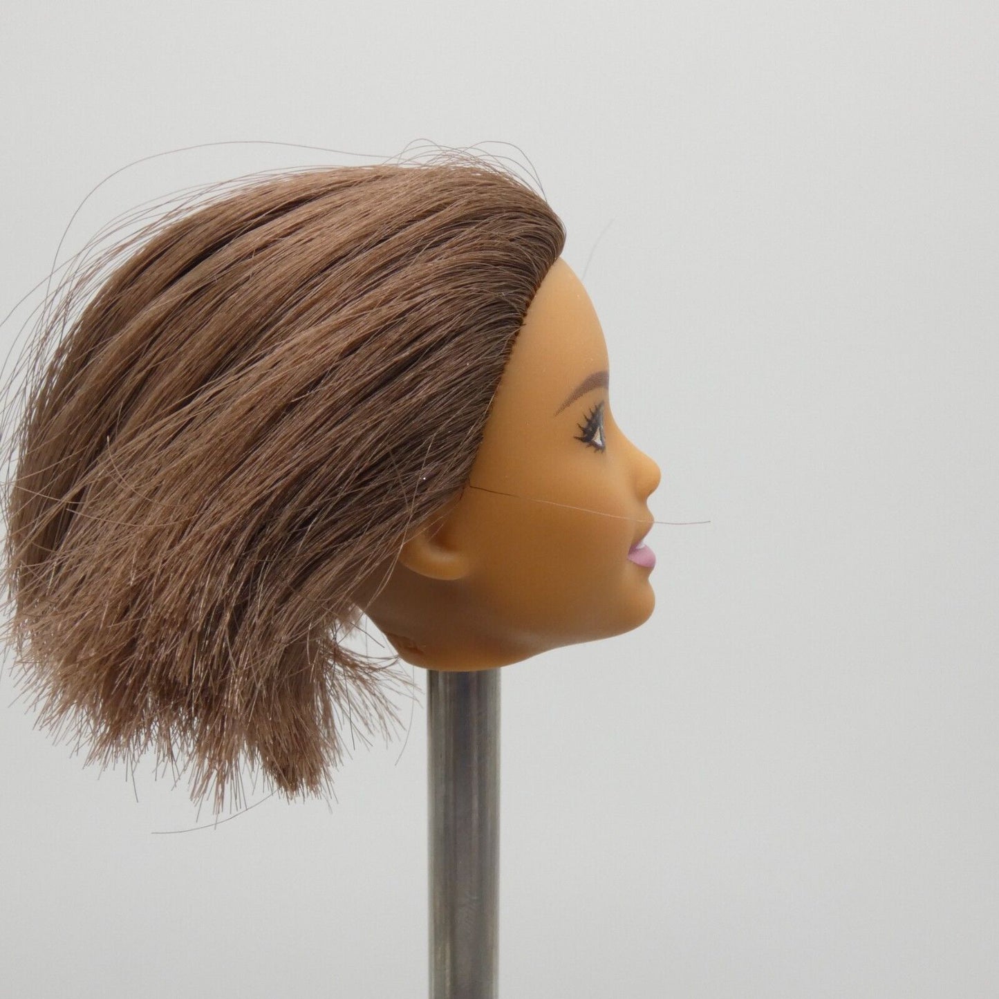 Barbie Surprise Careers Doll Head Hispanic Olivia Face Cut Brown Hair 2019 GFX86