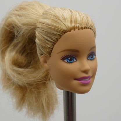 Barbie Fashionistas Doll Head Millie Face Blonde Hair 2014 CFG12 Mattel