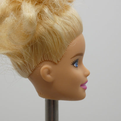 Barbie Gymnast Doll Head Millie Face Light Skin Curly Blonde Hair 2019 GJM72