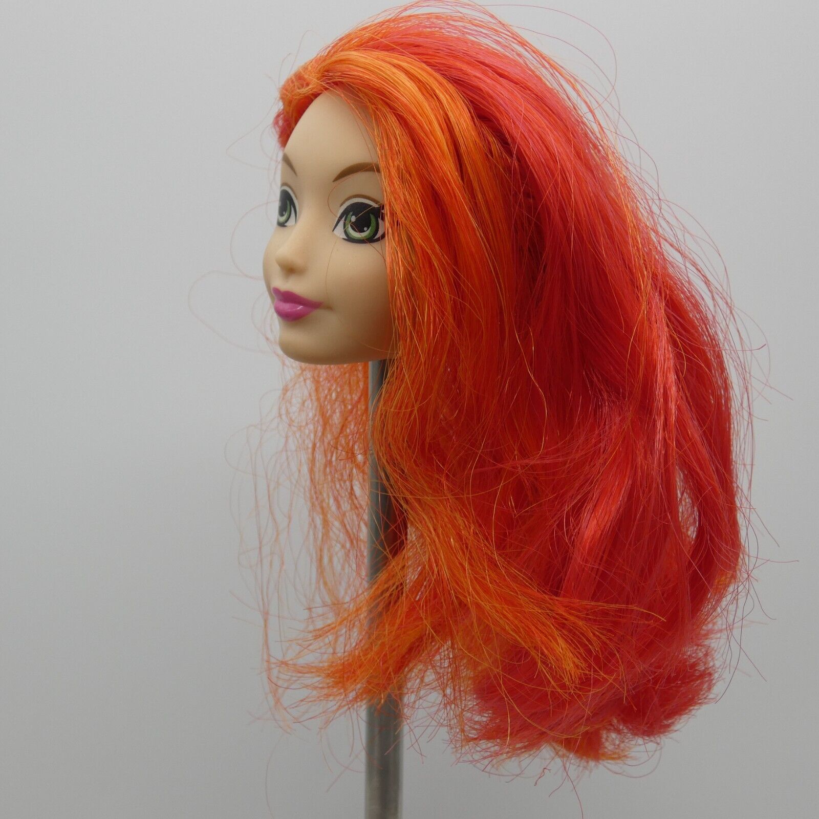 DC Super Hero Girls Poison Ivy Doll Head Red Hair Light Skin 2016 Mattel DLT67