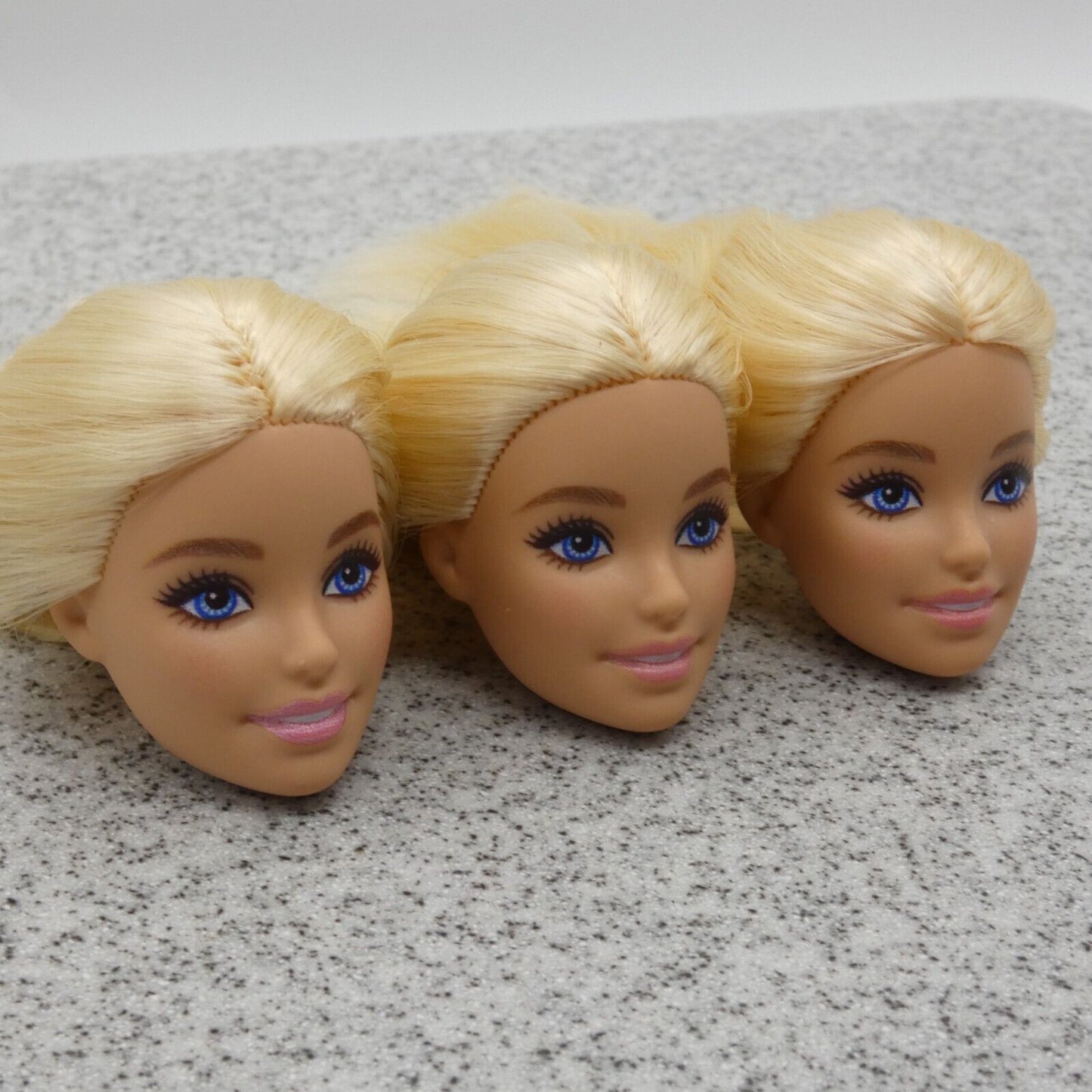 Barbie Made To Move Doll Head Lot 3 Millie Face Blonde Light Volleyball HKT72