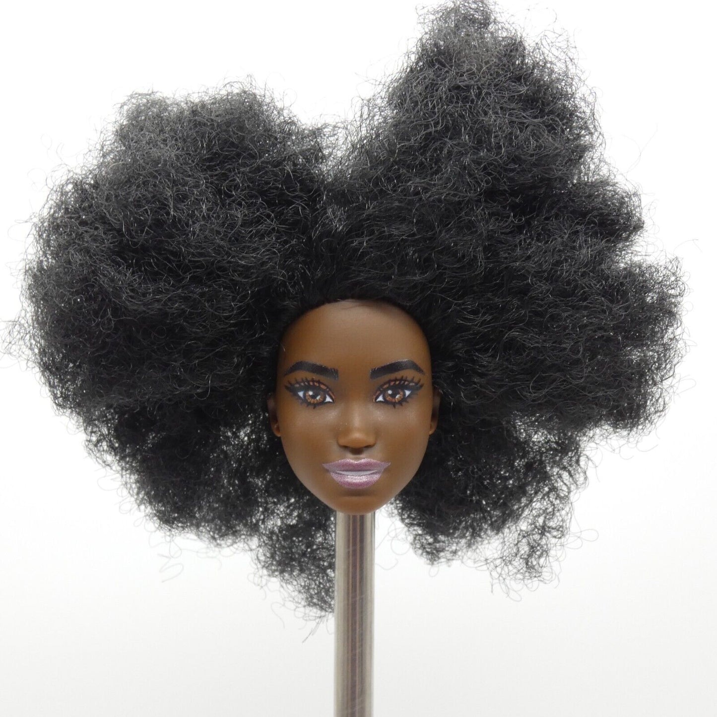 Barbie Fashionistas 194 Doll AA Kim Face Medium Dark Skin 2022 Mattel HJT14 E