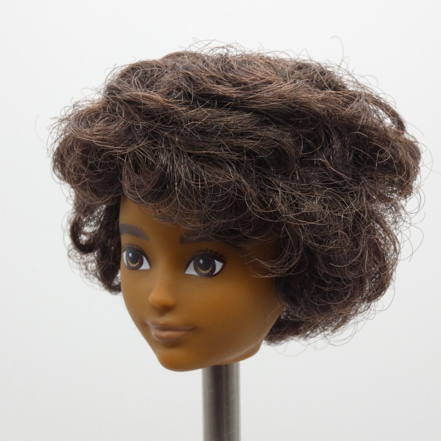 Creatable World Doll Head Curly Brown Hair Eyes Medium Skin 2020 Mattel GKV45