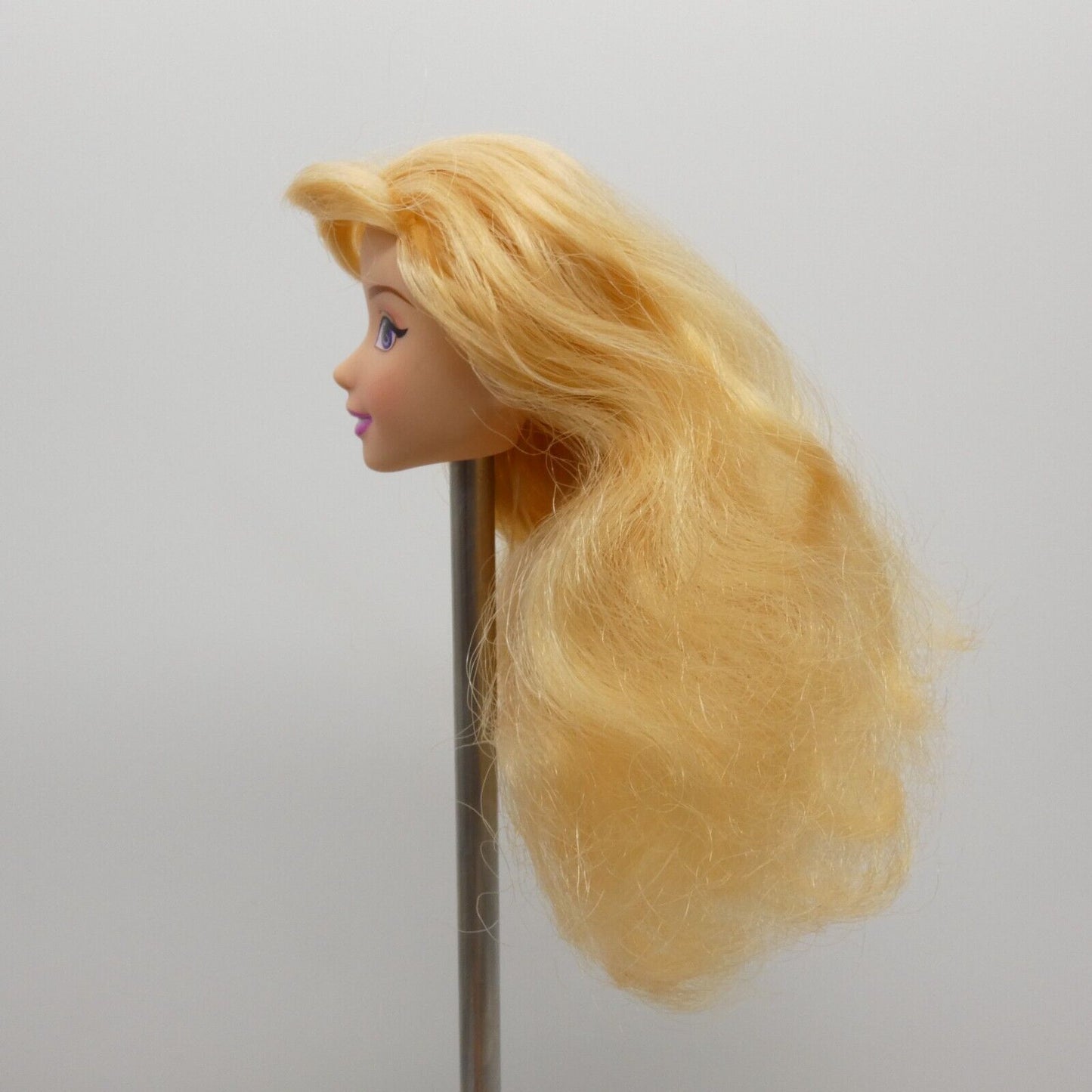 Disney Princess Aurora Doll Body Head Light Skin Royal Shimmer Hasbro E0278