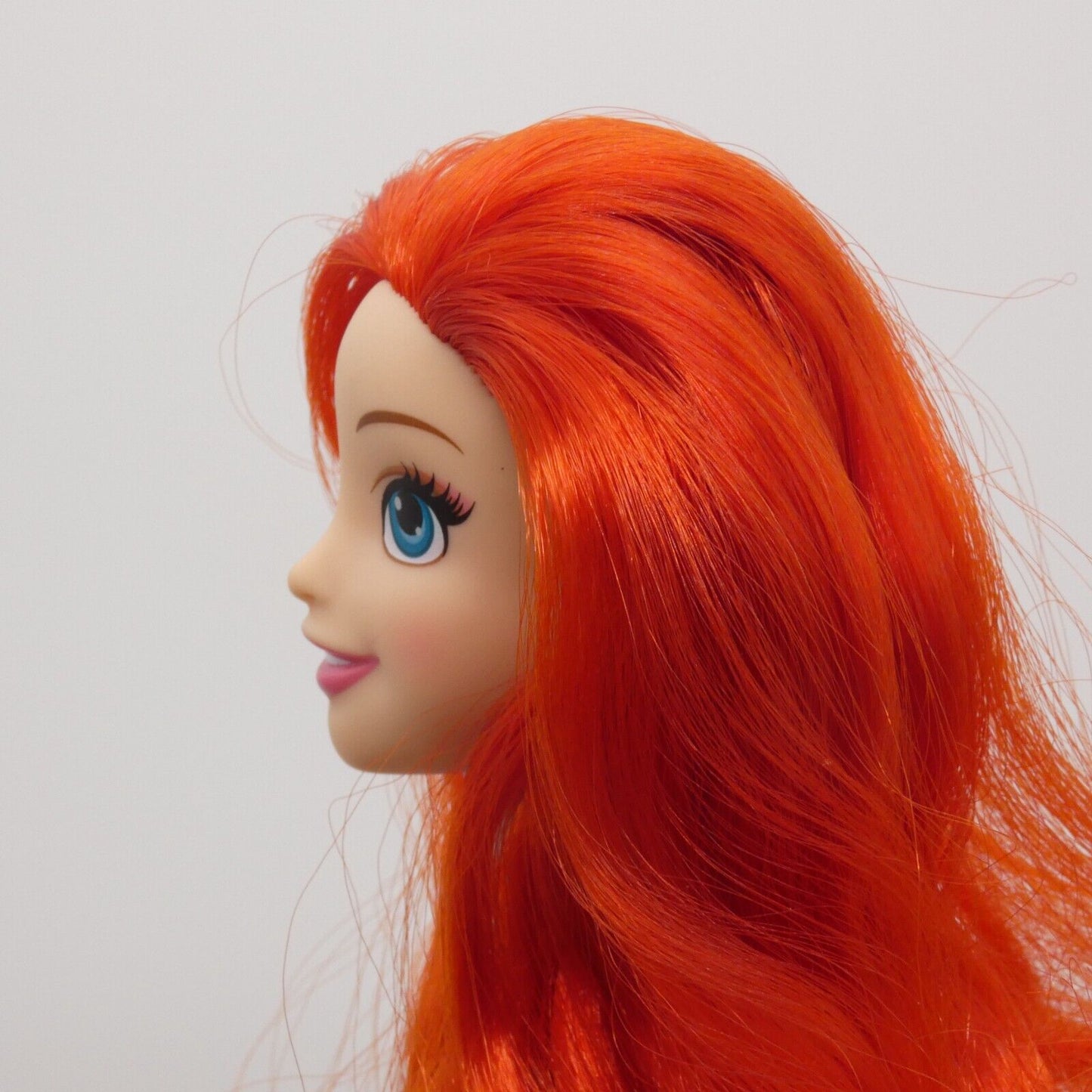 Disney Princess The Little Mermaid Ariel Doll Head Light Skin Red Hair Hasbro