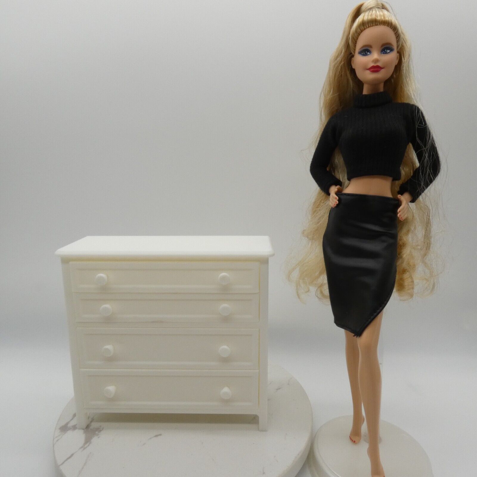 1/6 Scale Doll Furniture Bedroom Dresser White 1:6 Barbie Integrity FR Diorama