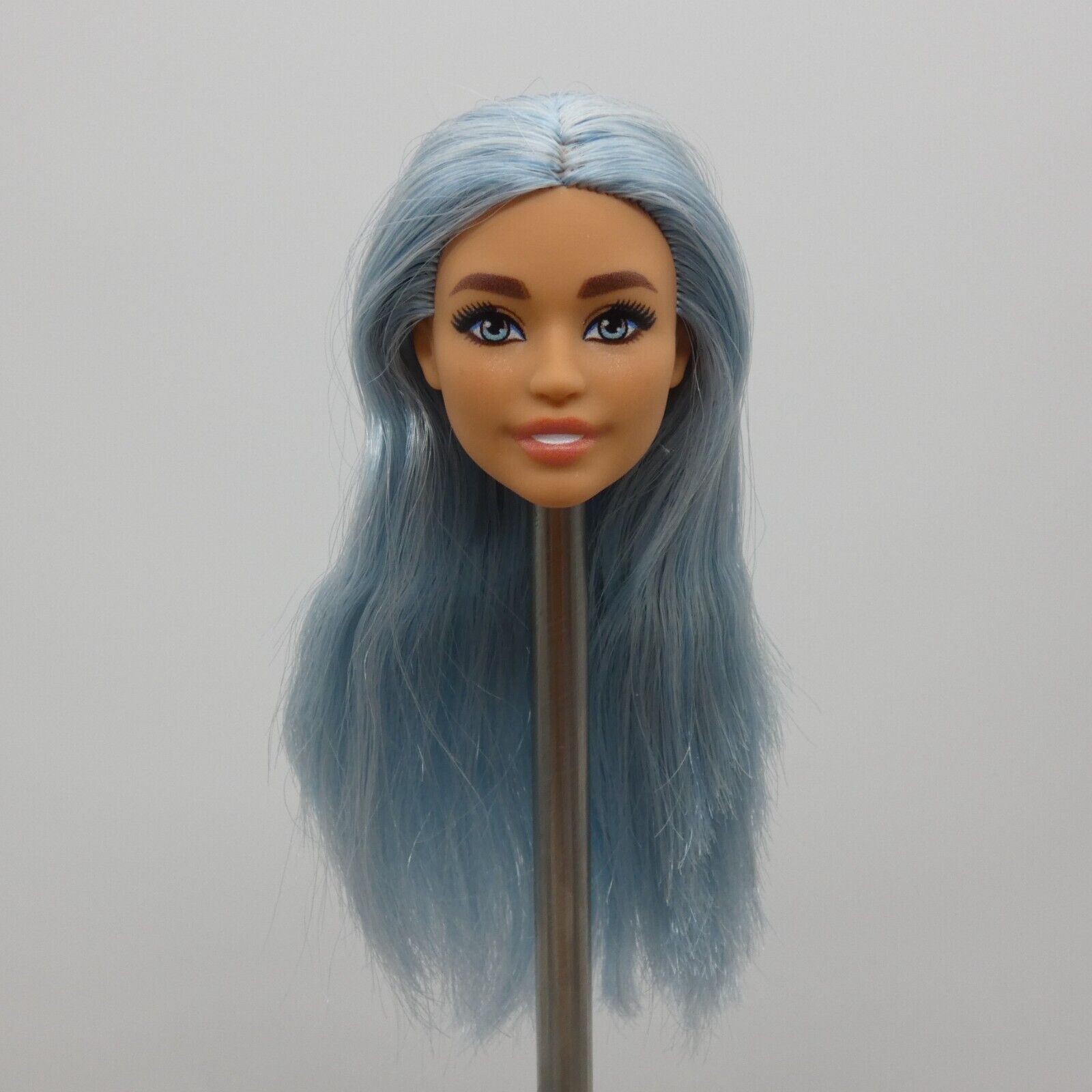 Barbie Fashionistas 218 Doll Head Daya Face Medium Light HRH16 65th Great Shape