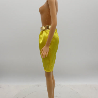 Barbie Doll Skirt Yellow Shiny Gold Band Signature Looks 19 2023 Mattel HJX28