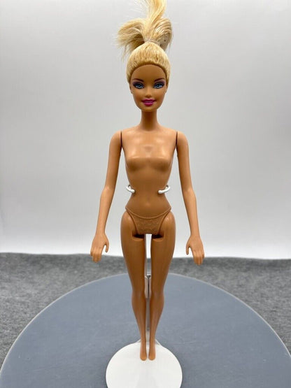 Barbie Doll Generation Girl Face Nude Swimming Motion CEO Mattel 2011 Body