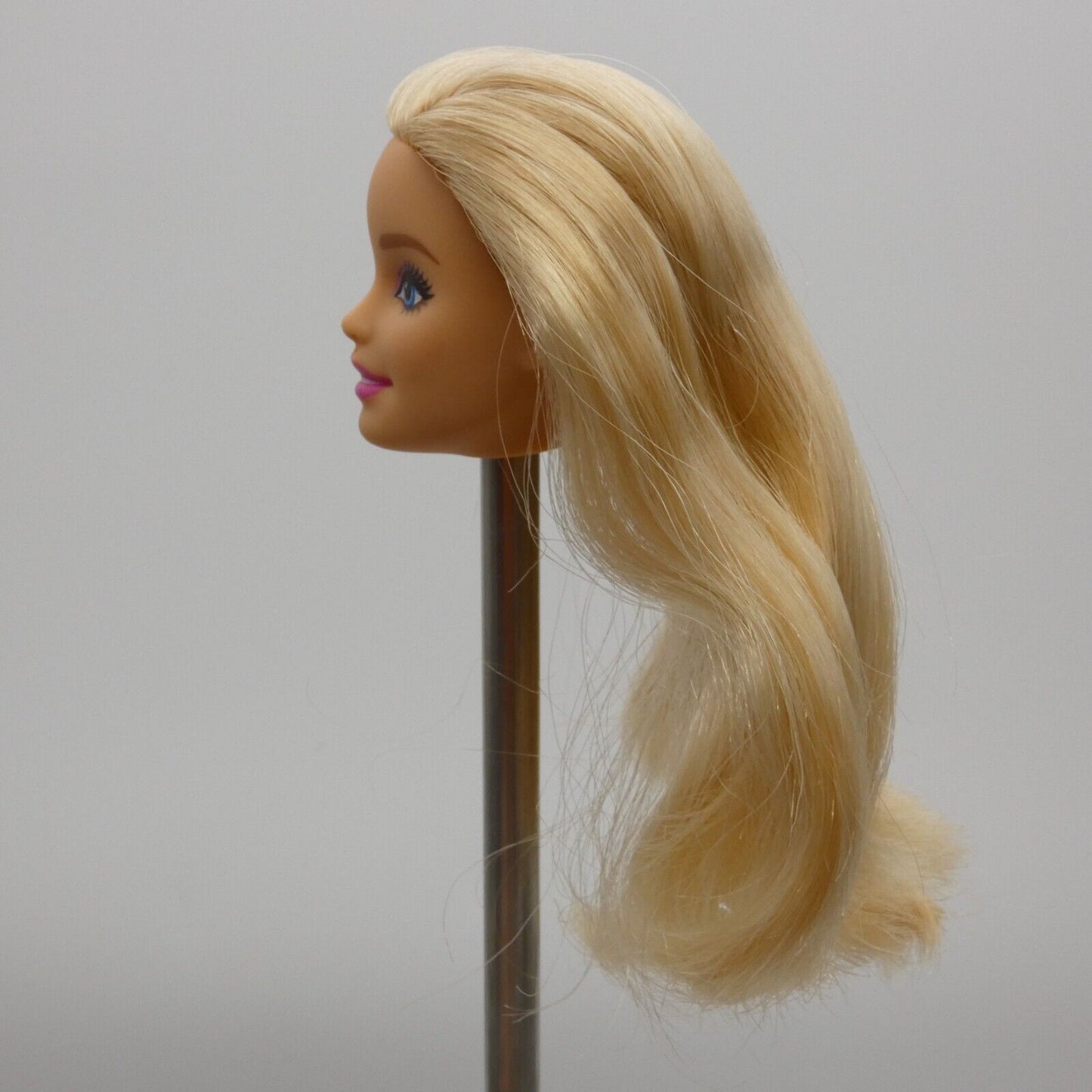 Barbie Made To Move Hiker Doll Head Millie Blonde Camping Fun 2016 Mattel FTK25