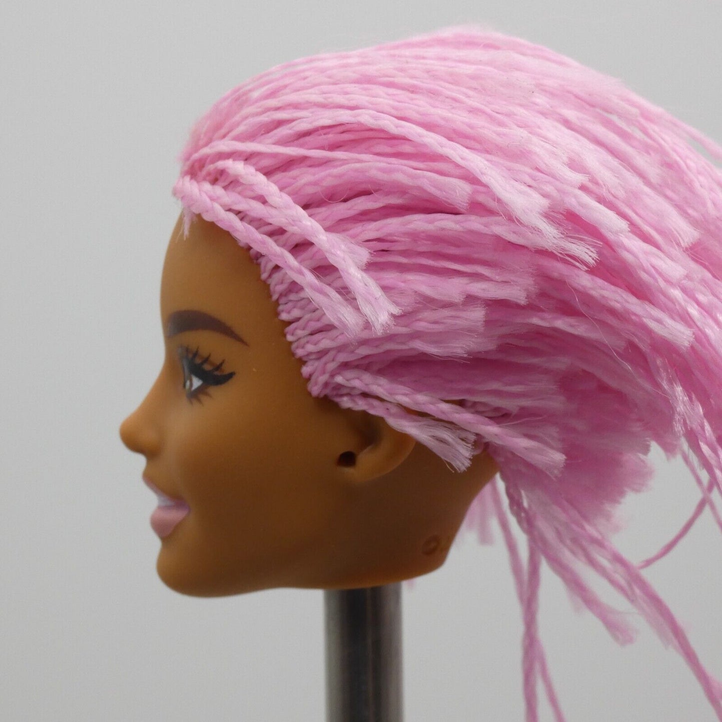 Barbie Extra 10 Doll Head Alec Face AA Medium Light Skin Pink Braids GXF09 2021