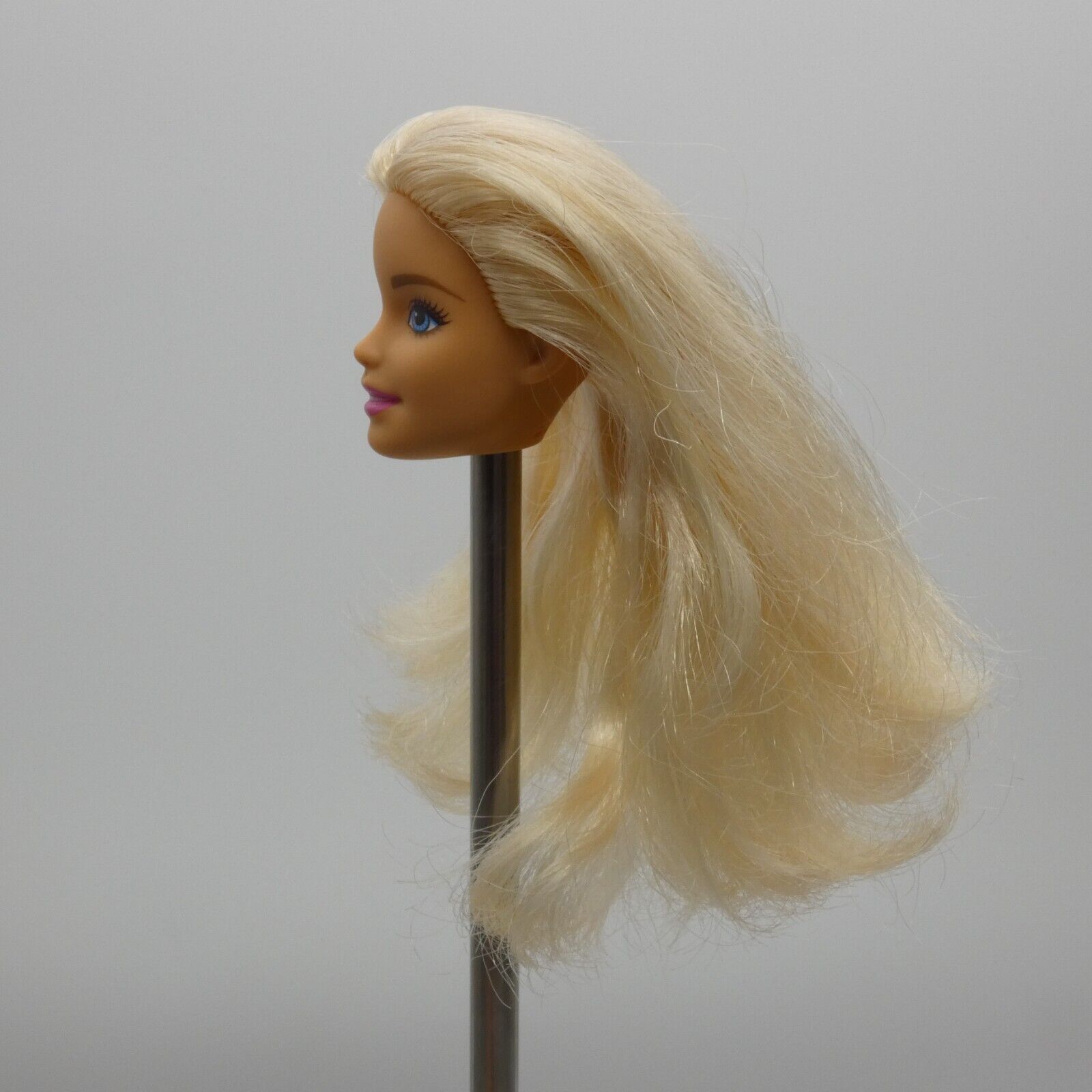 Barbie Fashionistas 58 Doll Head Millie Face Blonde Hair DYY88 Mattel 2018