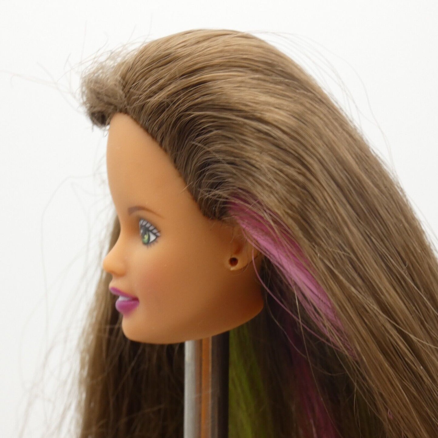 Barbie Happenin Hair Teresa Doll Head Brown Green Pink Hair 1999 Mattel 22884