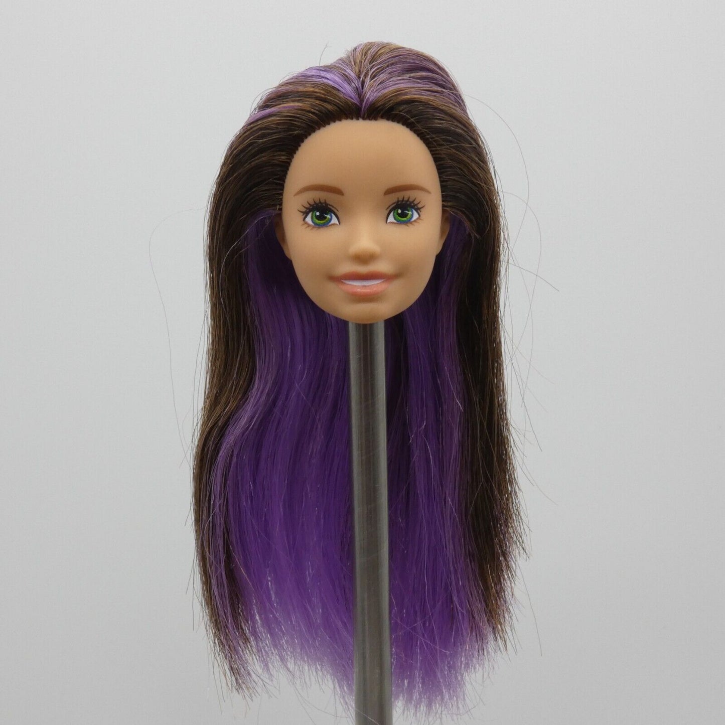 Barbie Skipper Babysitter Doll Head Brown Hair Green Eyes Light Skin GHV89 2020