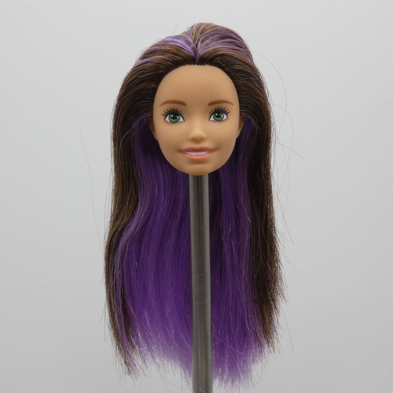 Barbie Skipper Babysitter Doll Head Brown Hair Green Eyes Light Skin GHV89 2020