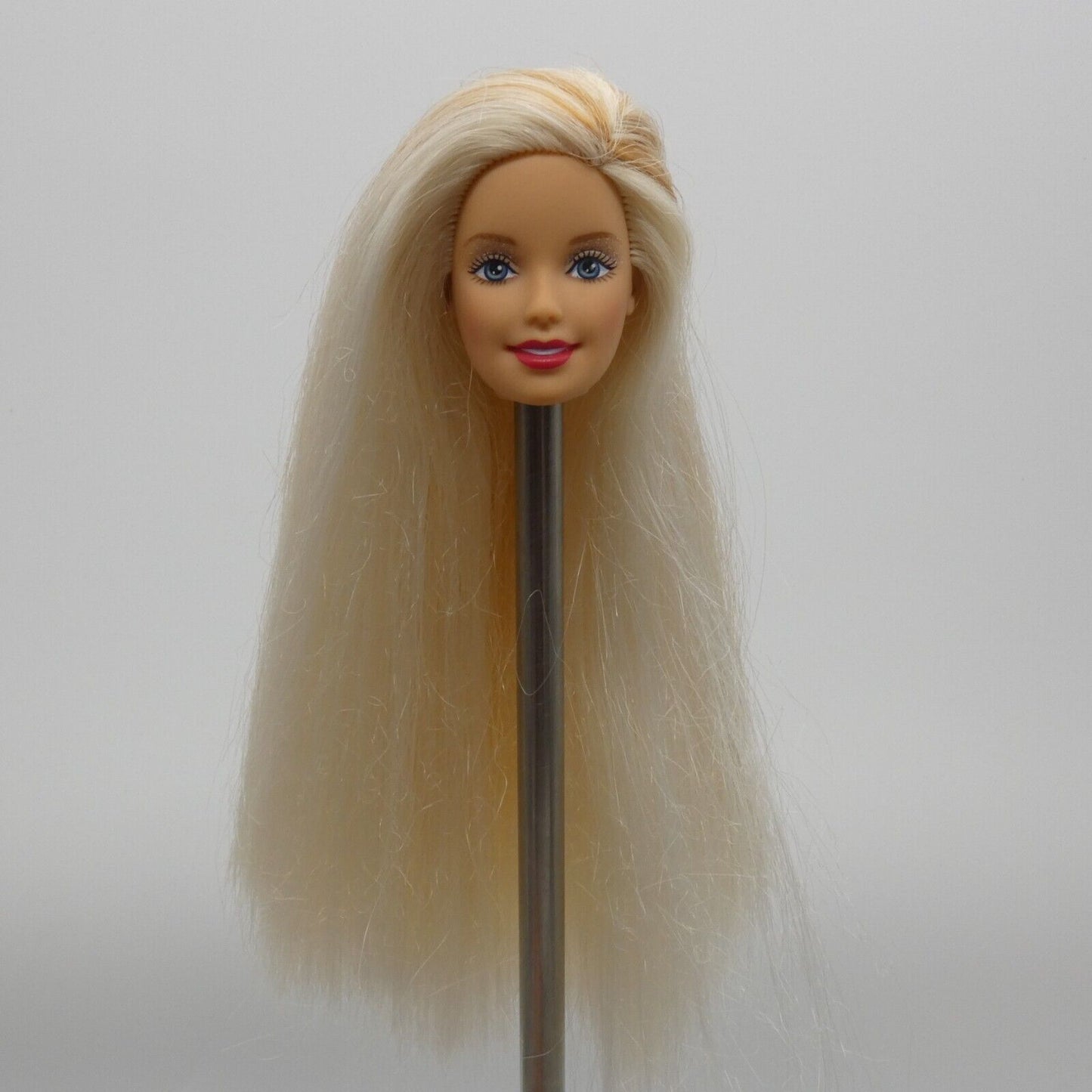 Barbie Dance Party Generation Girl Doll Head Blonde Light Skin Tone 2000 25766