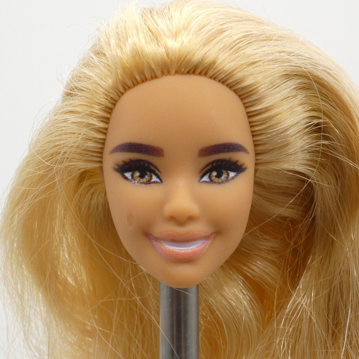 Barbie Fashionistas 173 Doll Head Carnaval Face Blonde Hair 2021 Mattel GRB65