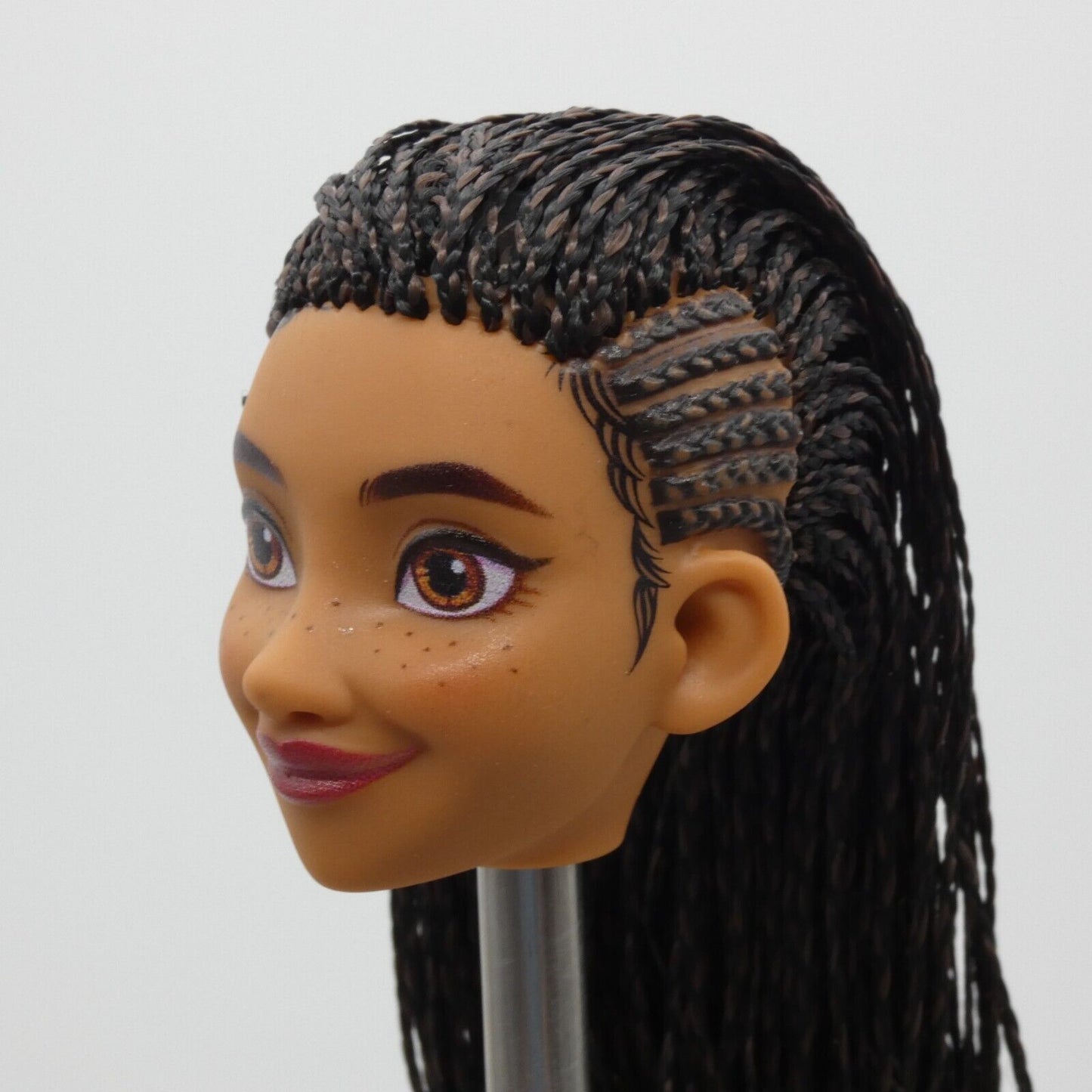 Disney Wish Asha Doll Head Freckles Micro Braids Medium Light Skin Mattel HPX23