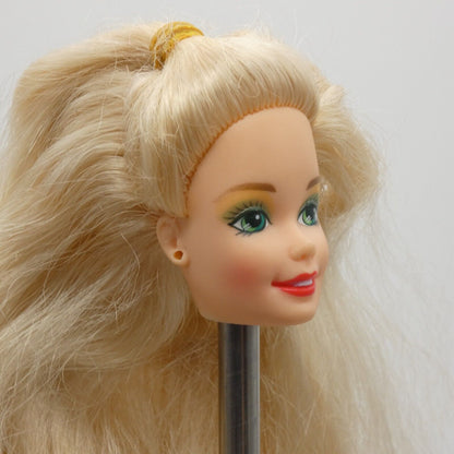 Barbie 1993 Happy Holidays Doll Head SuperStar Face Blonde Green Eyes 10824