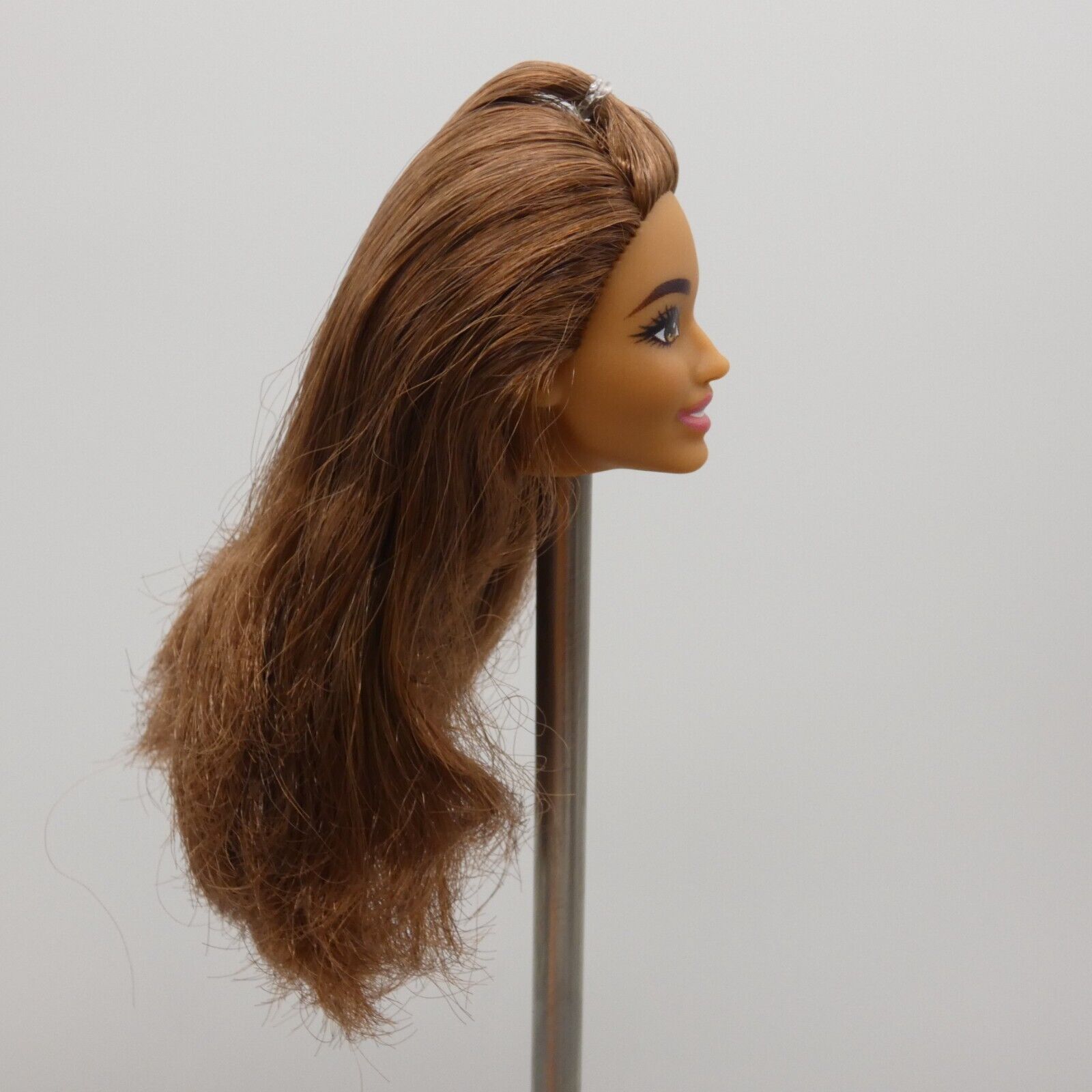 Barbie Fashionistas 217 Doll Head Medium Light Skin 65th SuperStar 2024 HRH15 B