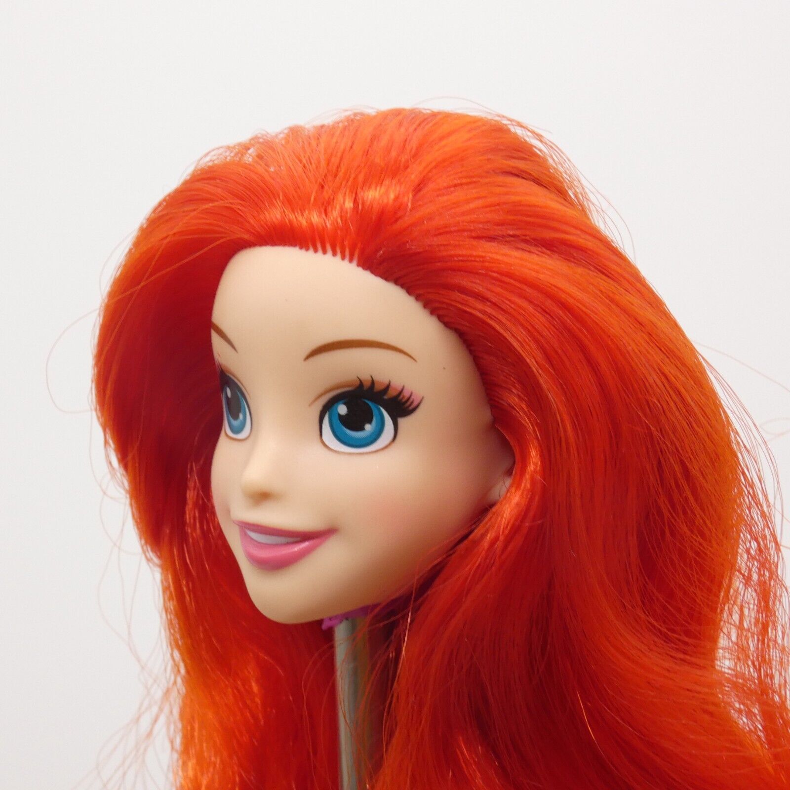 Disney Princess The Little Mermaid Ariel Doll Head Light Skin Red Hair Hasbro