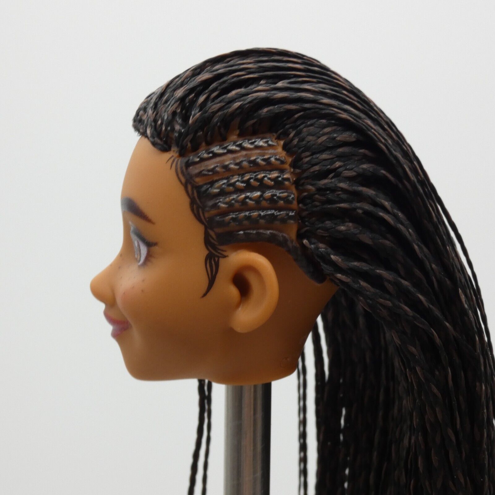 Disney Wish Asha Doll Head Freckles Medium Light Skin Micro Blades Mattel HPX23