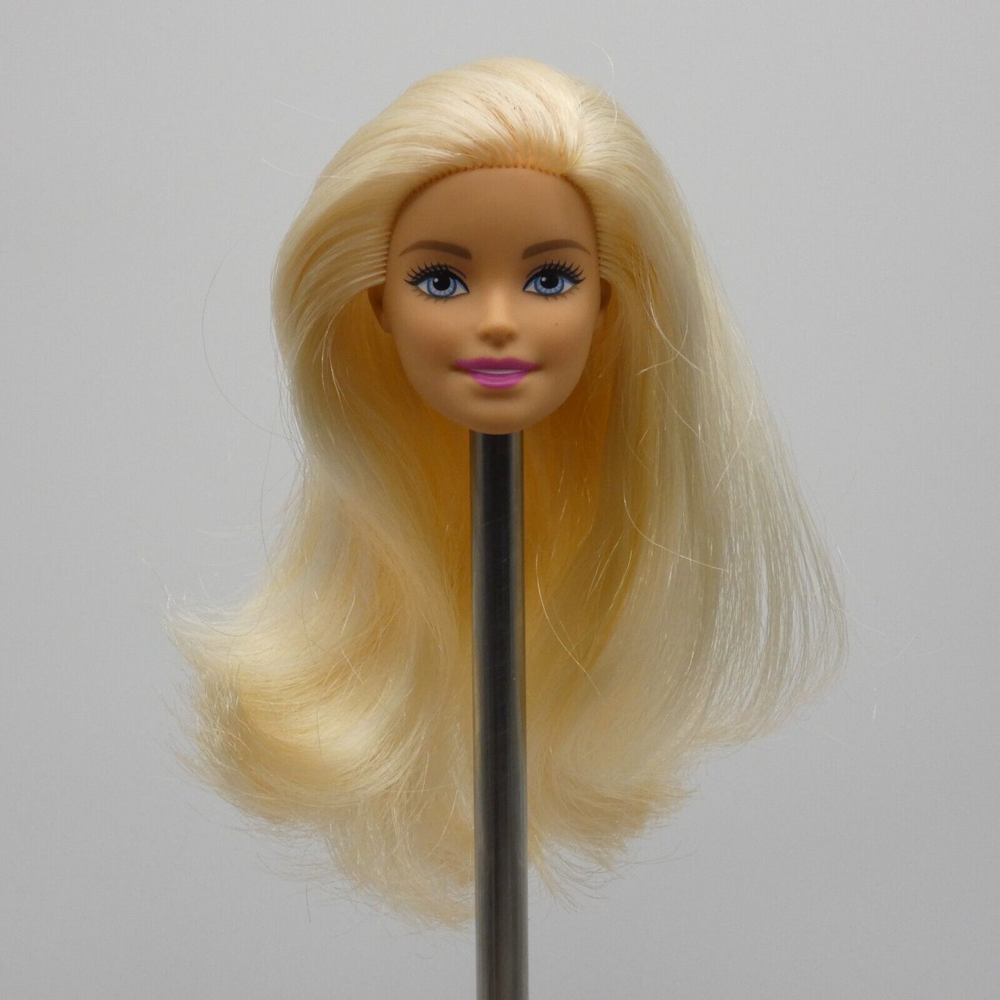 Barbie Fashion Doll Head Only Millie Face Blonde Blue Eyes Left Side Part Mattel