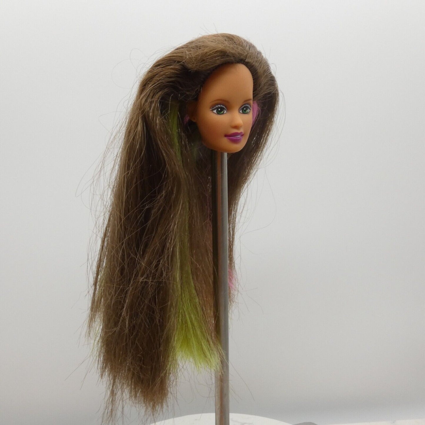 Barbie Happenin Hair Teresa Doll Head Brown Green Pink Hair 1999 Mattel 22884