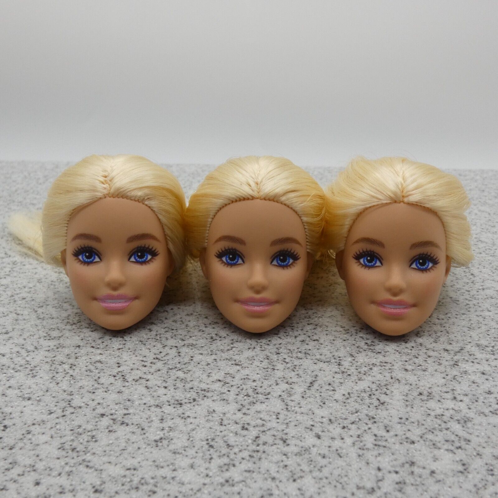 Barbie Made To Move Doll Head Lot 3 Millie Face Blonde Light Volleyball HKT72