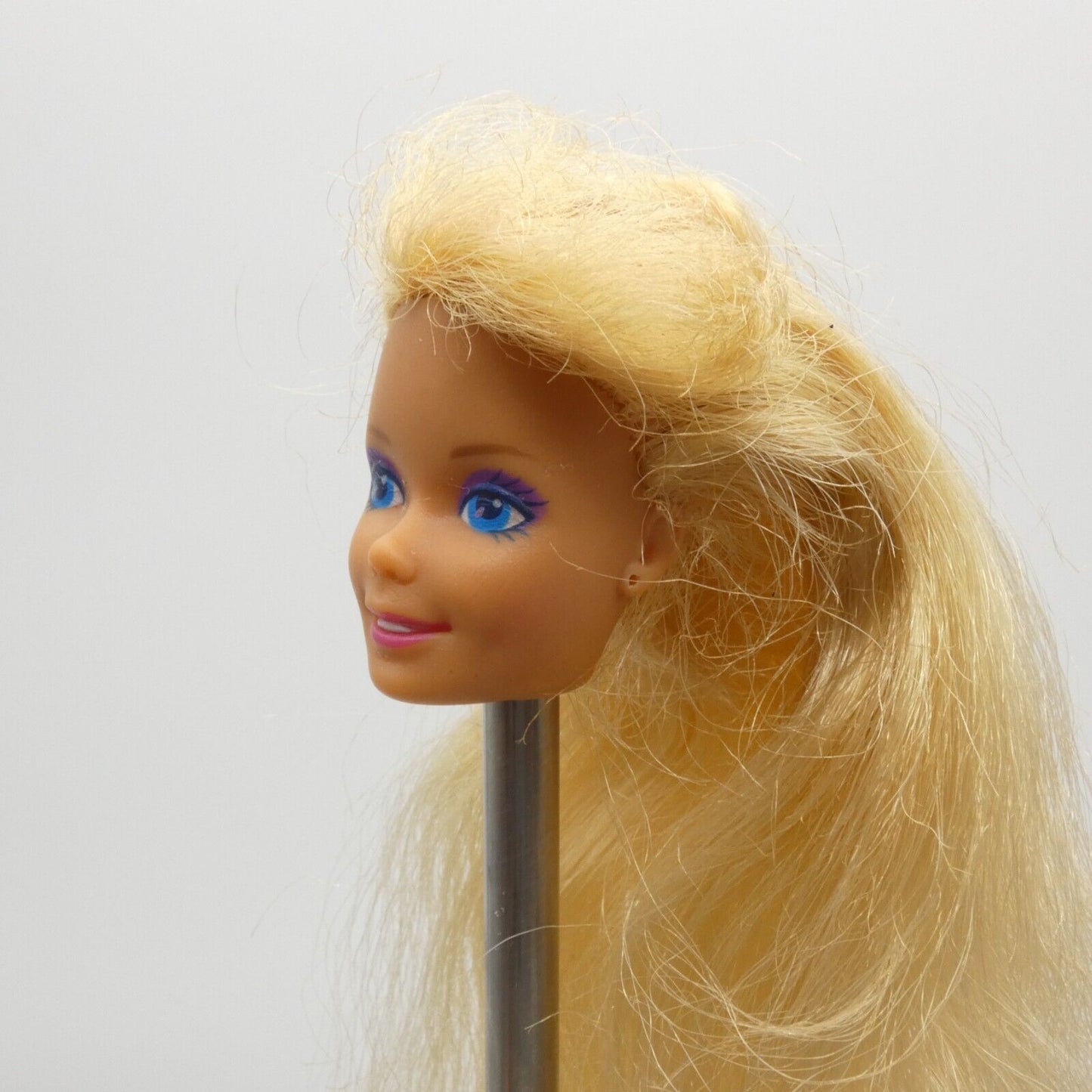 Barbie Dance Club Doll Head Superstar Face Purple Eyeshadow 1989 Mattel 3509