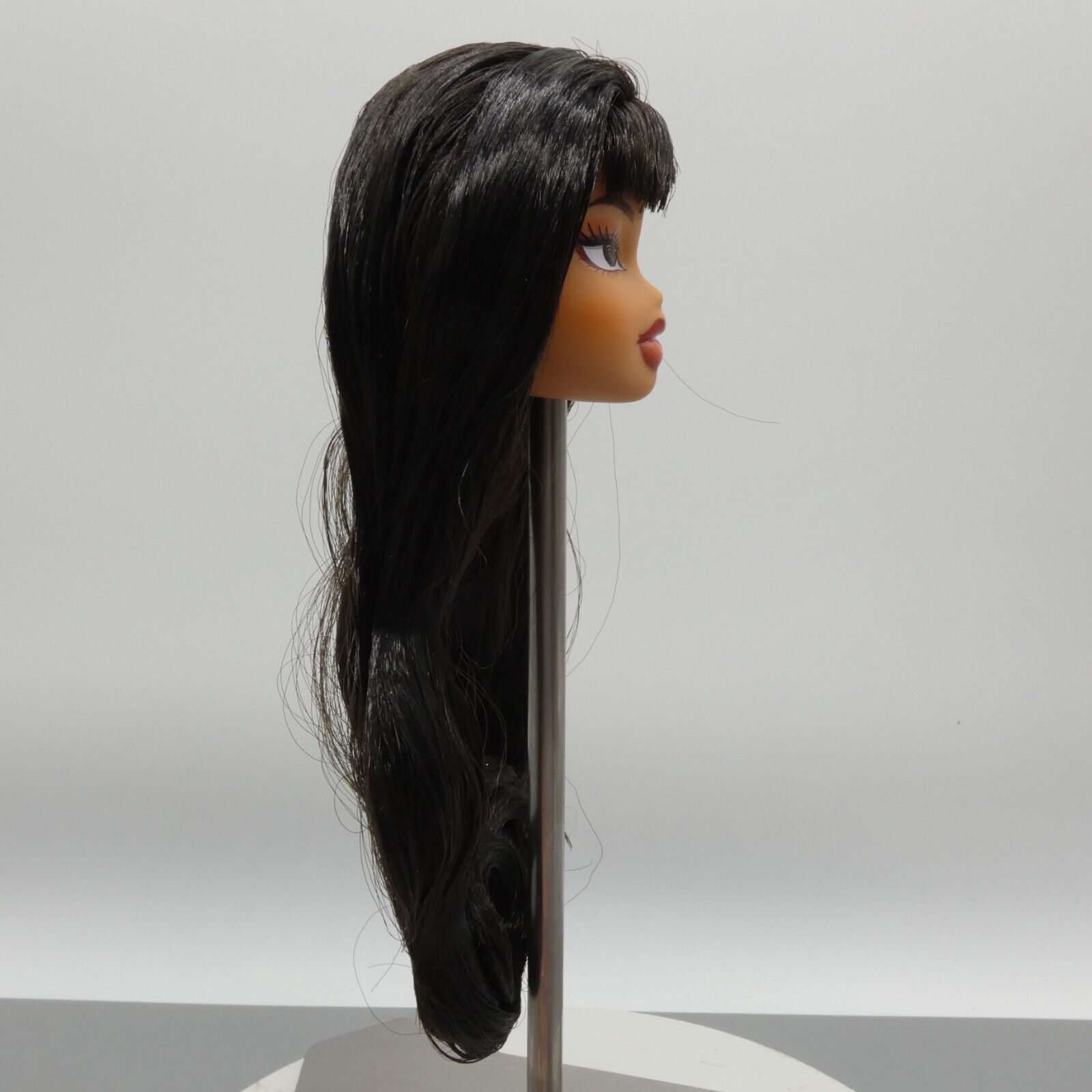 Bratz Doll Head Only Medium Light Tan Skin Kylie Jenner Day Long Hair 2023 O17A