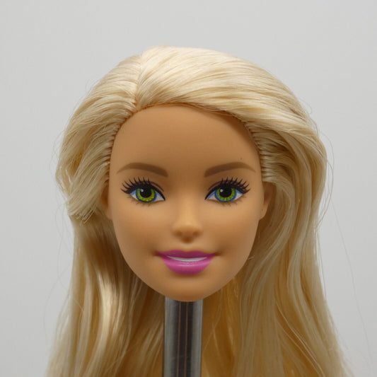 Barbie Doll Head Millie Face Blonde Green Eyes Light Skin 2019 Mattel FXH08