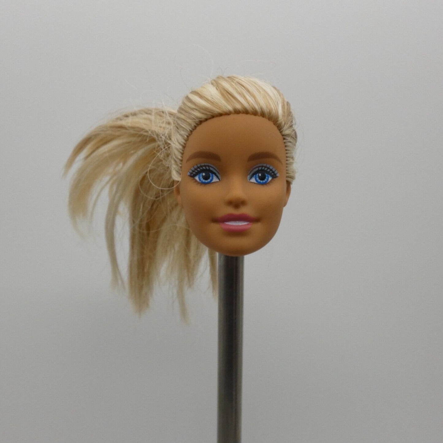 Barbie Doll Head Only Millie Face Blonde Ponytail Hair Fashionistas 2013 Mattel