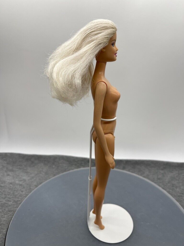 Barbie Doll Generation Girl Face Blonde Hair 2010 Body Straight Arms Mattel 8233