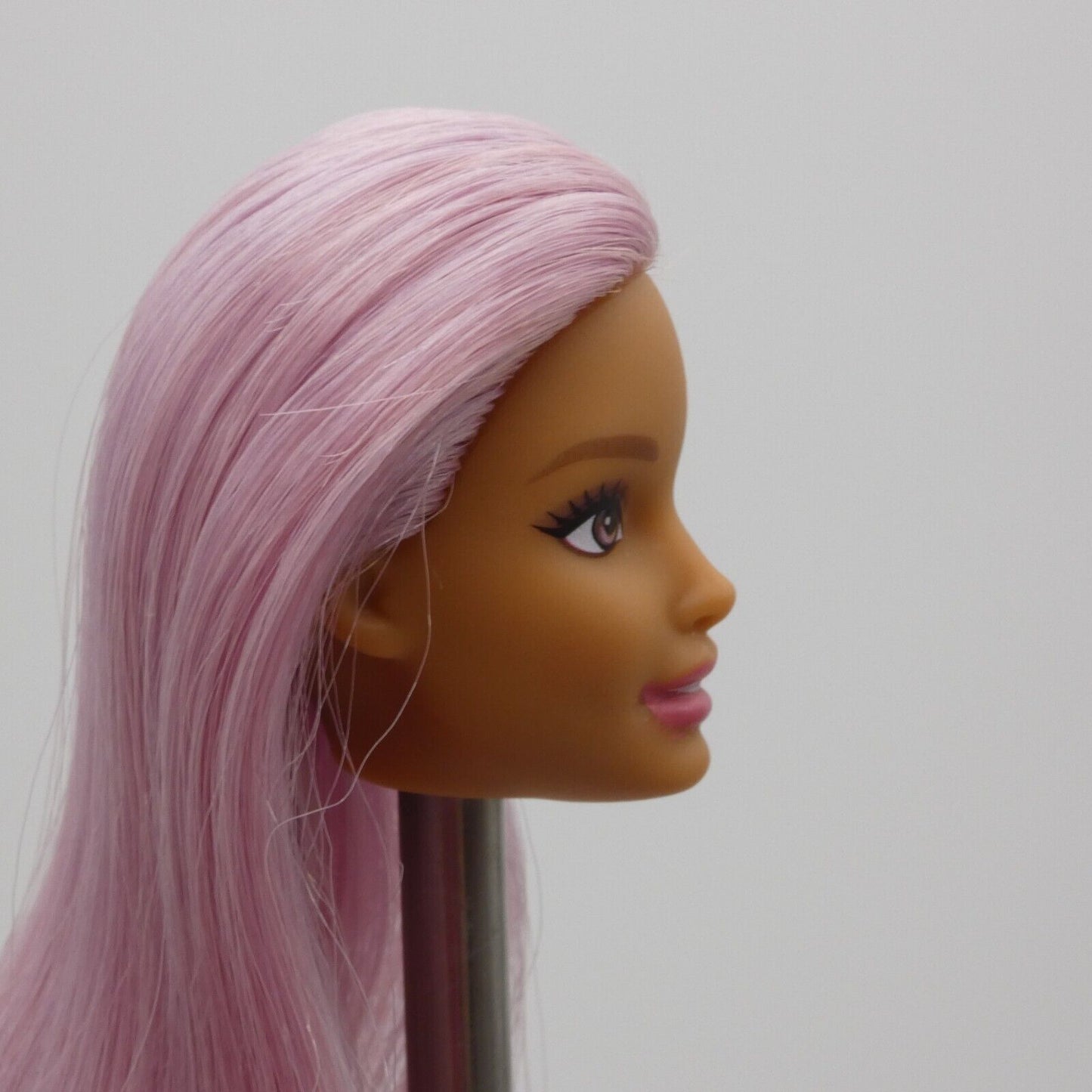 Barbie Careers Pop Star Doll Head Neysa Face Purple Hair Side Glance FXN98 2019