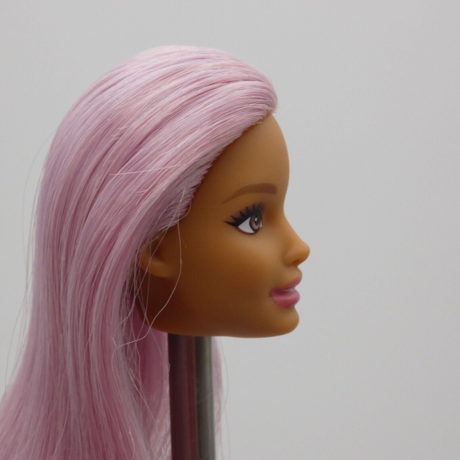 Barbie Careers Pop Star Doll Head Neysa Face Purple Hair Side Glance FXN98 2019