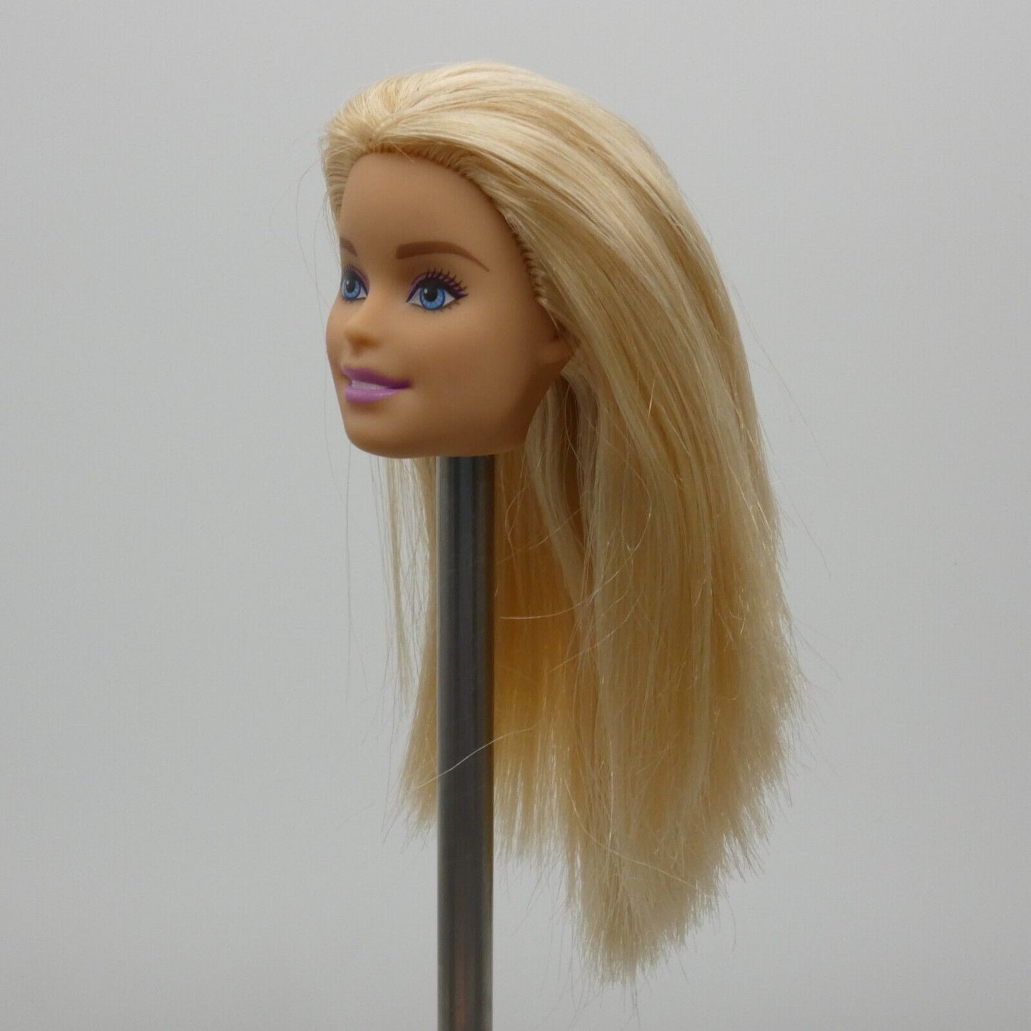 Barbie Doll Head Millie Face Blonde 2016 Mattel DGX41