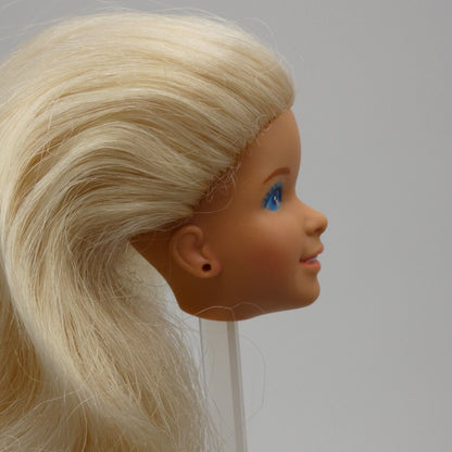 Barbie Teen Scene Jazzie Doll Head Only Blonde 1991 Medium Light Skin Tone