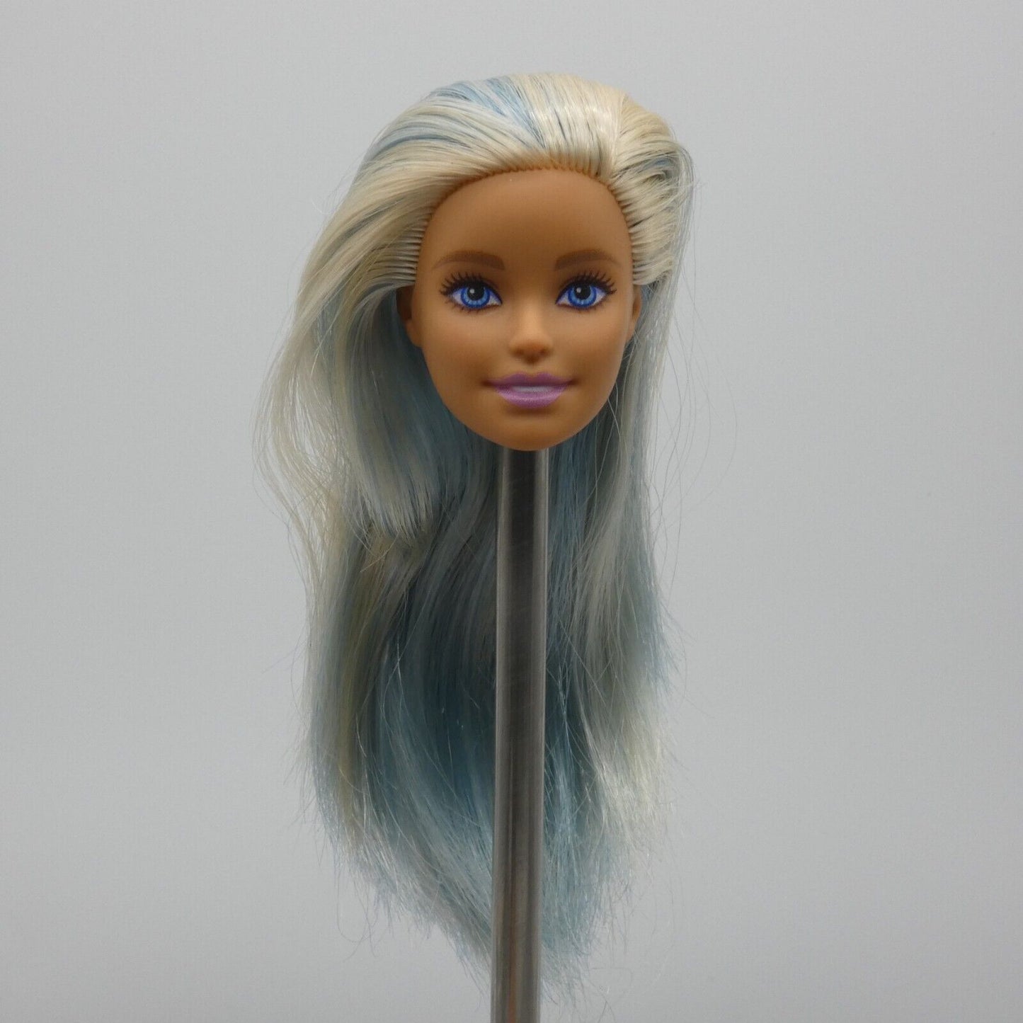 Barbie Fashionistas 120 Doll Head Only Millie Blonde Blue Hair 2019 FXL53 Mattel