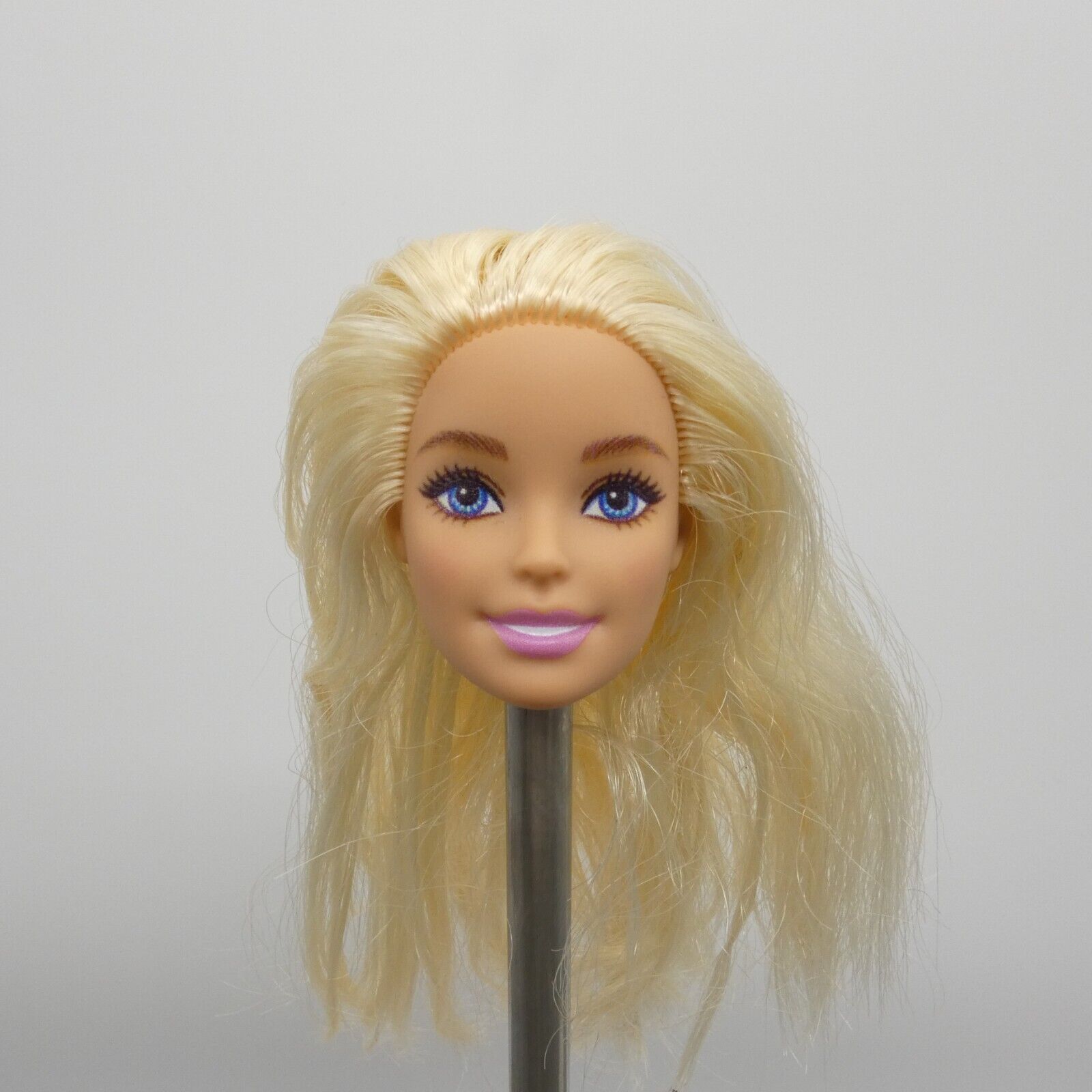 Barbie Doll Head Only Millie Face Open Mouth Medium Light Skin Tone