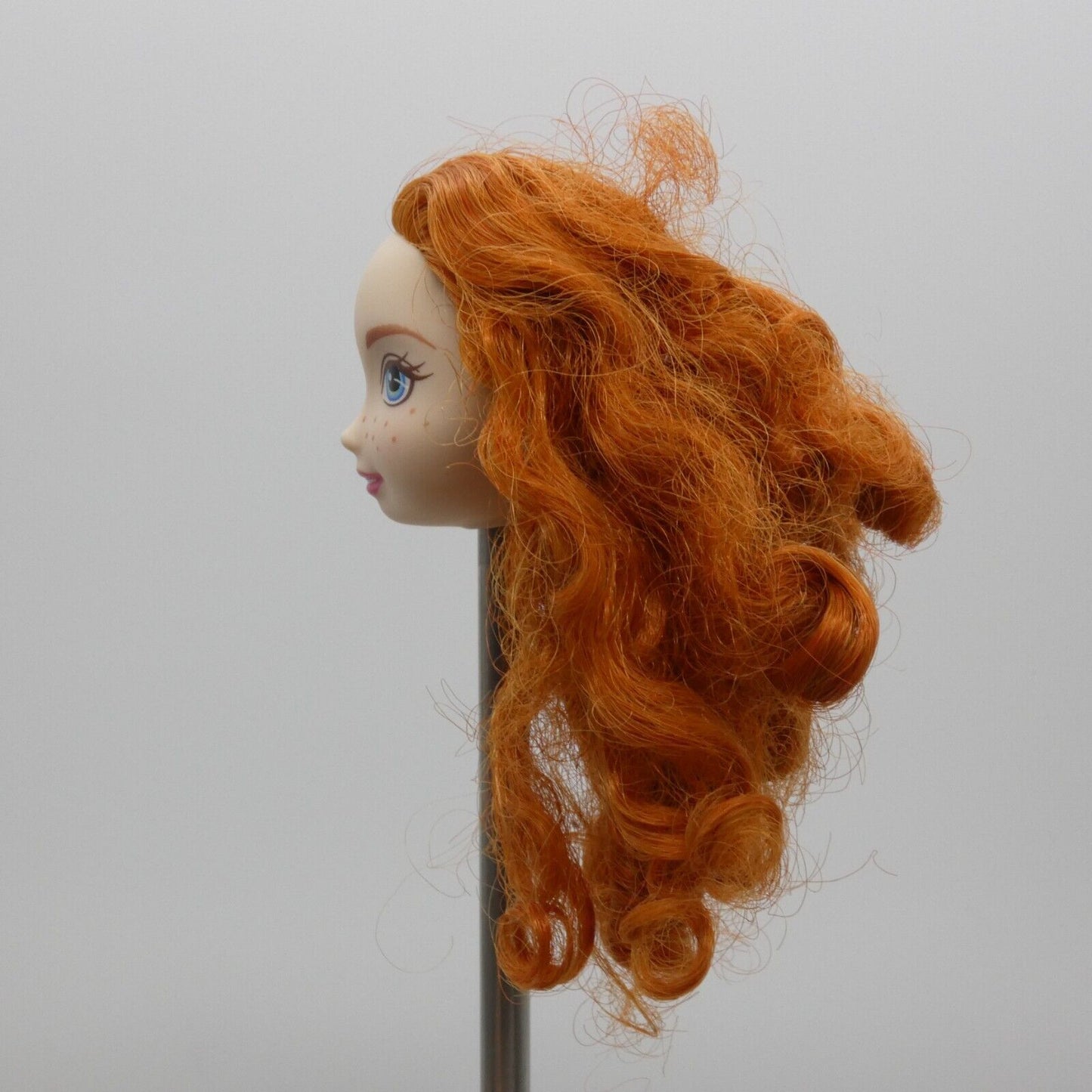 Disney Brave Merida Doll Head Only Curly Red Hair Freckles Light Skin 2011 V1821