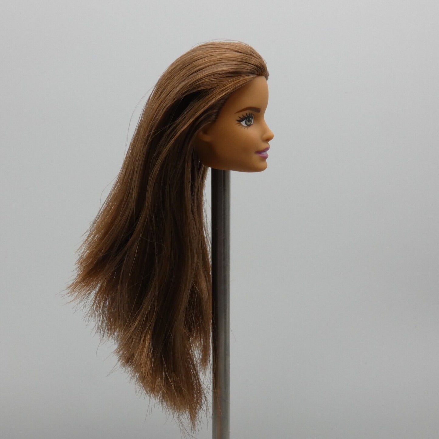 Barbie Fashionistas Doll Head Neysa Brown Hair Medium Light Skin 2023 HKT78