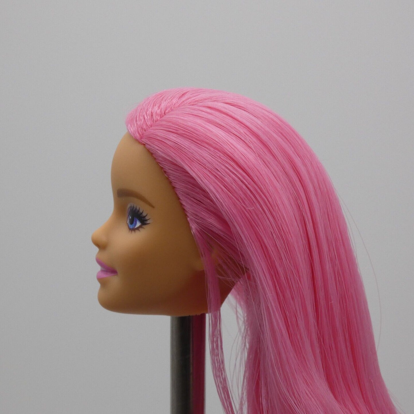 Barbie Dreamtopia Mermaid Doll Head Millie Pink Hair Light Skin Tone 2019 GGC09