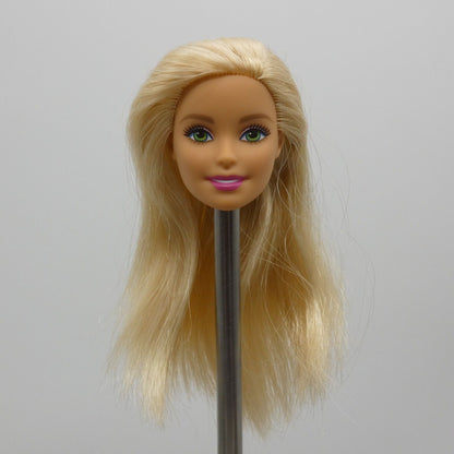 Barbie Doll Head Millie Face Blonde Green Eyes Light Skin 2016 Mattel DHL82