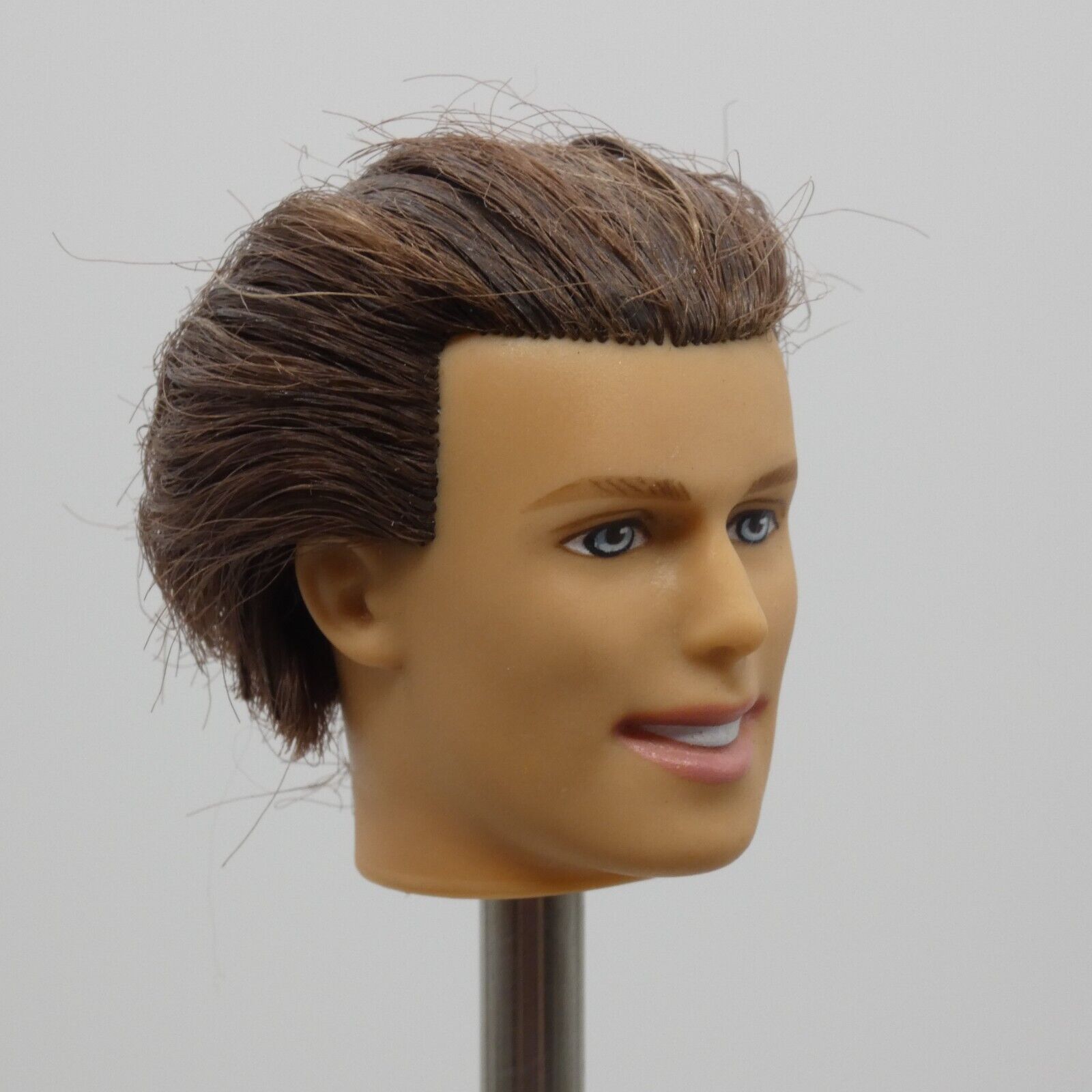 Barbie Prince Ken Tea Party Doll Head Only Rooted Brown Hair 2004 Mattel G6281