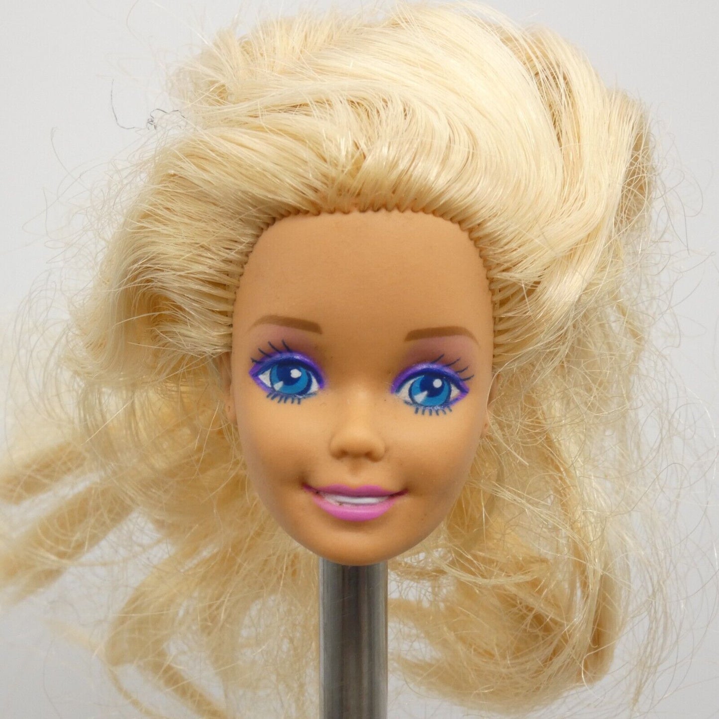 Barbie Ice Capades Doll Head Superstar Face Wavy Blonde Hair 1990 Mattel 9847