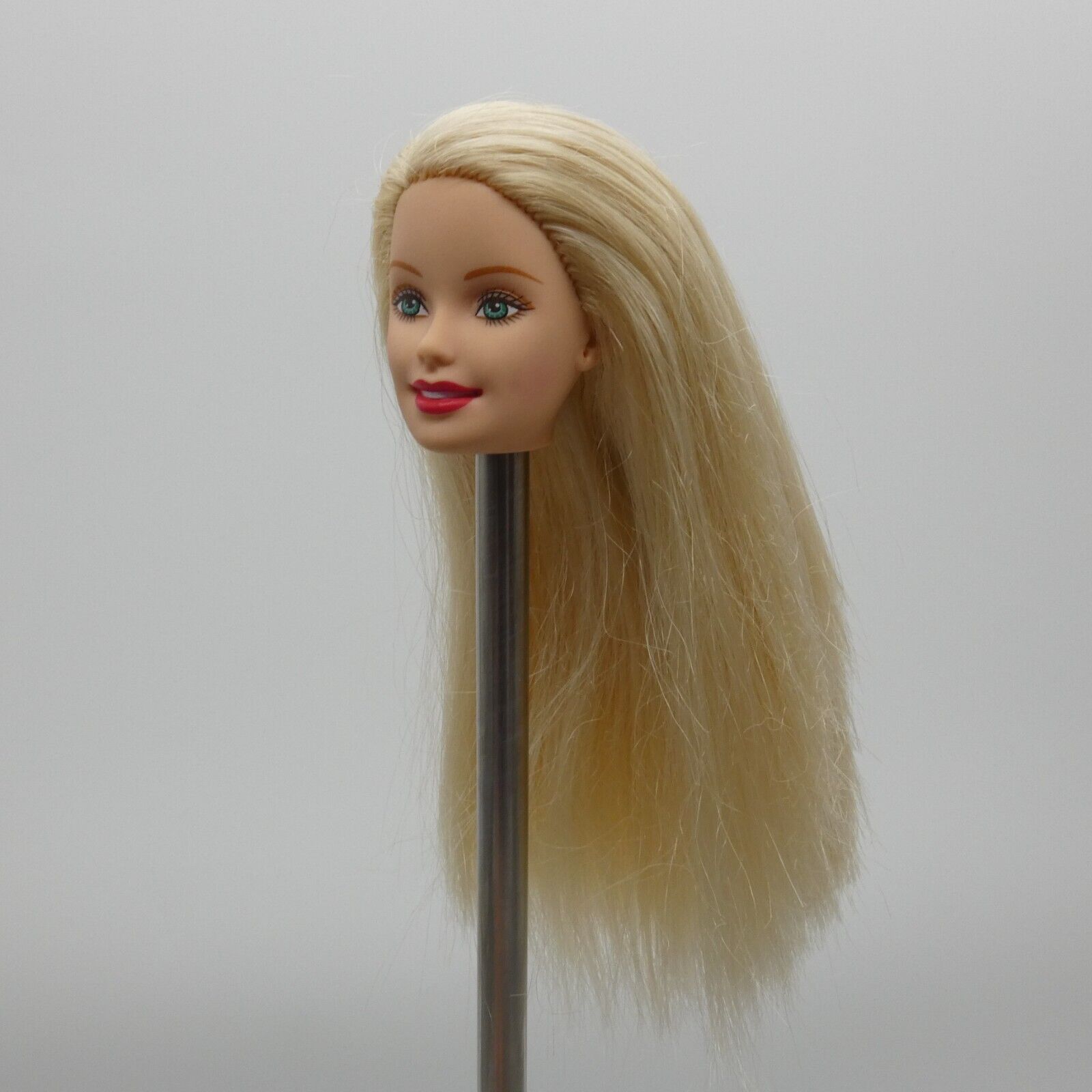 Barbie Holiday Joy Doll Head Generation Girl Face Blonde Green Eyes 2003 56286