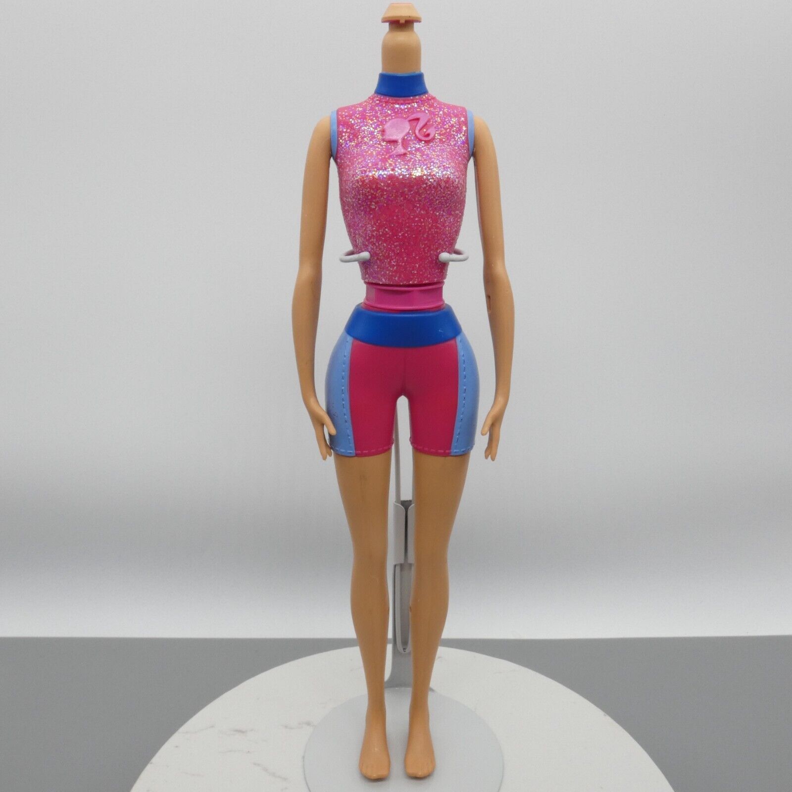 Barbie Dolphin Trainer Doll Body Splash And Spin Molded Suit 2013 Mattel X8380