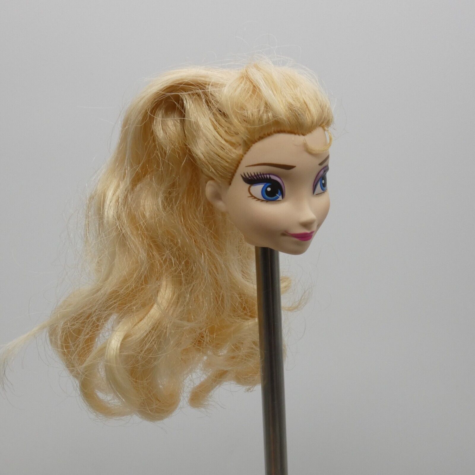 Disney Frozen Fever Elsa Birthday Doll Head Only Blonde Hair Light Skin DGF54