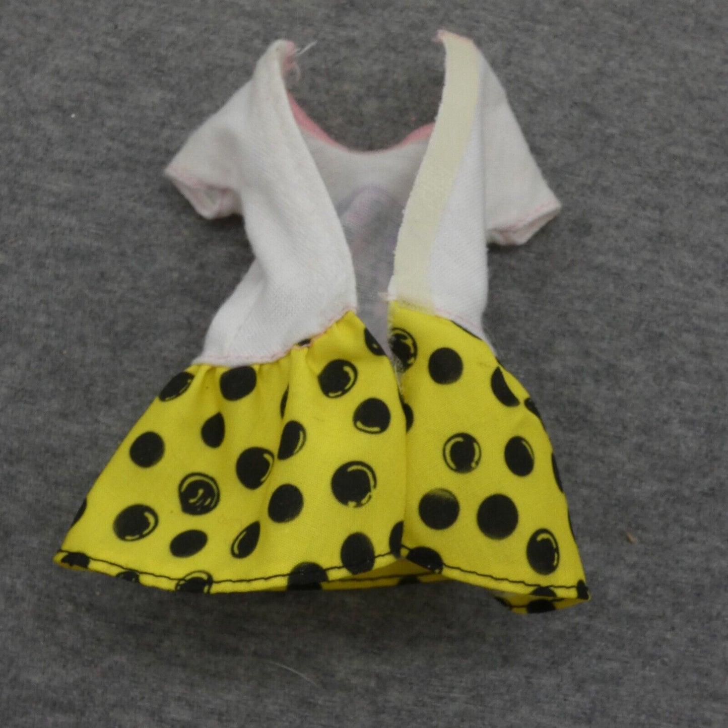 Barbie Sisters Puppy Chase Doll Dress White Top Yellow Skirt 2016 Mattel DMB26